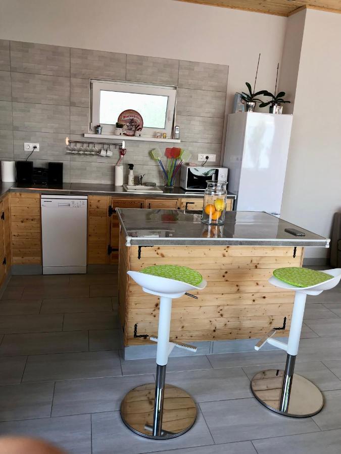 Petertuende Vendeghaz Villa Keszthely Luaran gambar