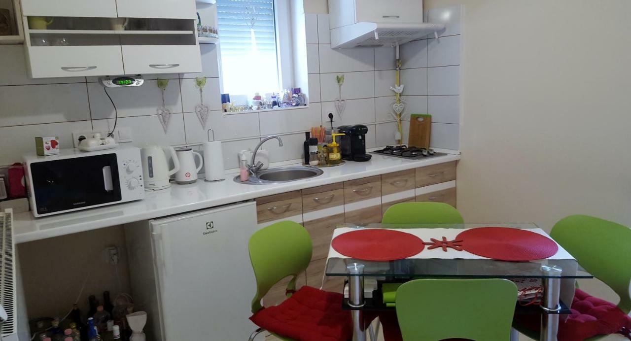 Petertuende Vendeghaz Villa Keszthely Luaran gambar